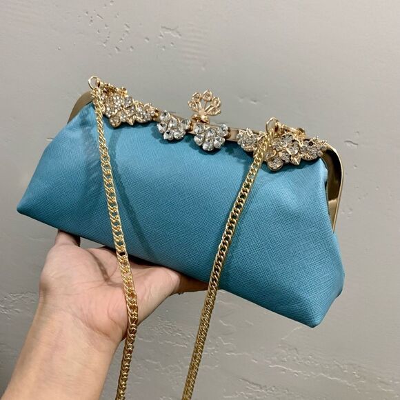 Handmade Genuine Leather Rhinestone Push lock Clutch/Evening bag - Picture 3 of 13